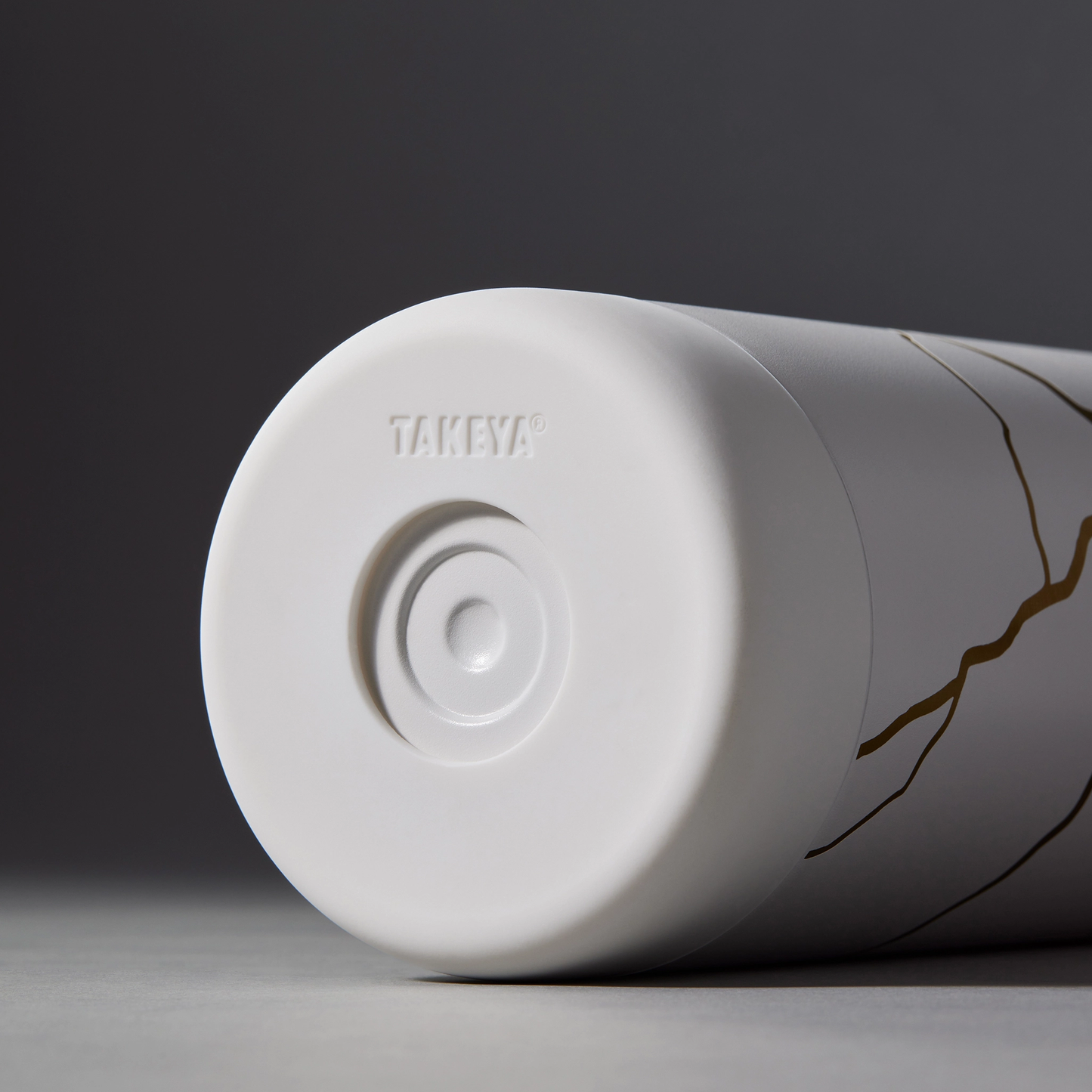 kintsugi-water-bottle-with-straw-lid-y9 51389-TK_HO25_Kintsugi_Takeya9255.png